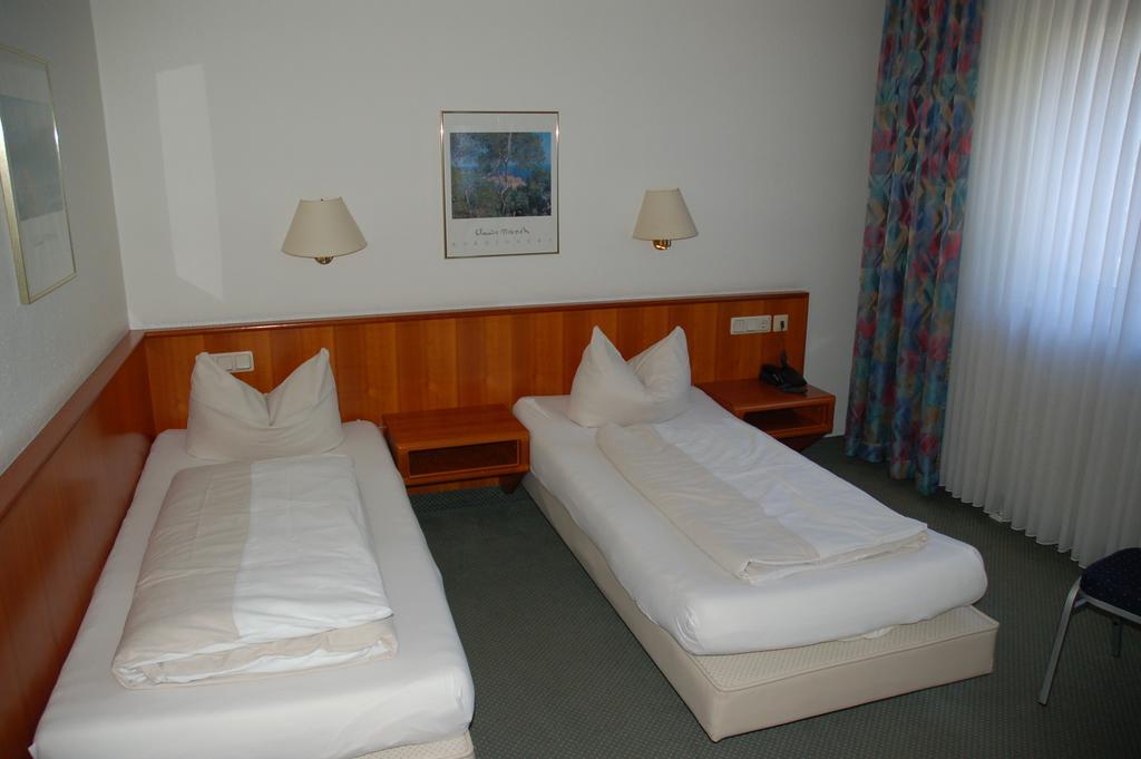 Hotel Kurfuerst Garni Germersheim Extérieur photo